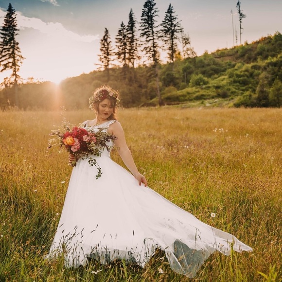 Meet your Posher, Roshell - Picture 2 of 5